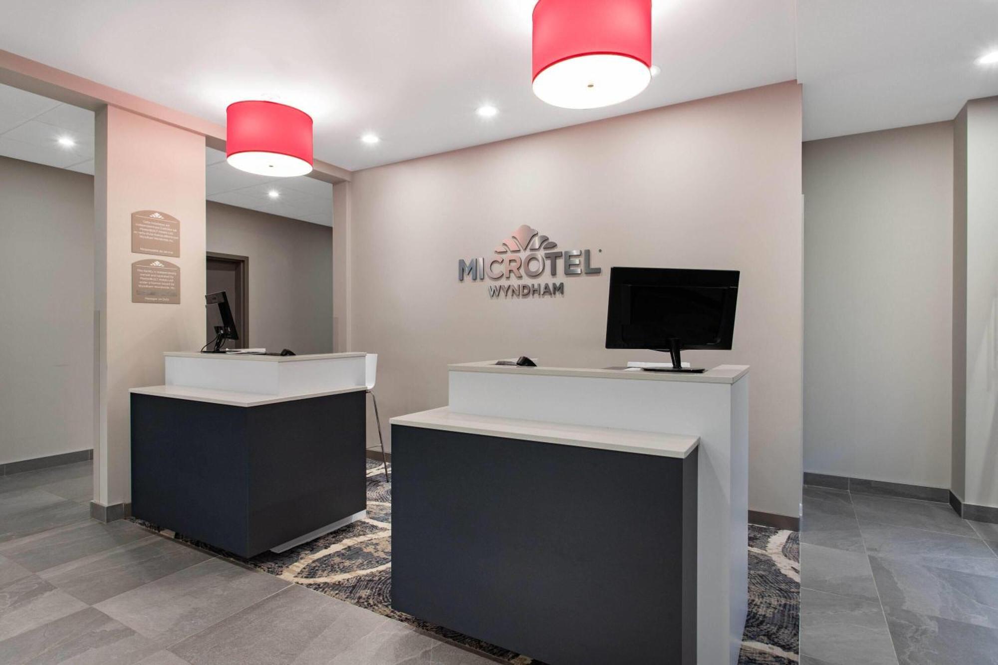 Microtel & By Wyndham Tremblant 3* Mont-Tremblant