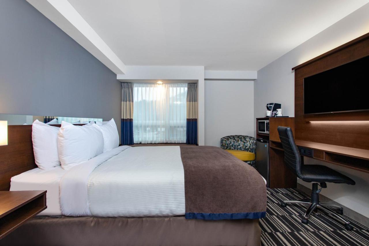 Microtel & By Wyndham Tremblant 3*